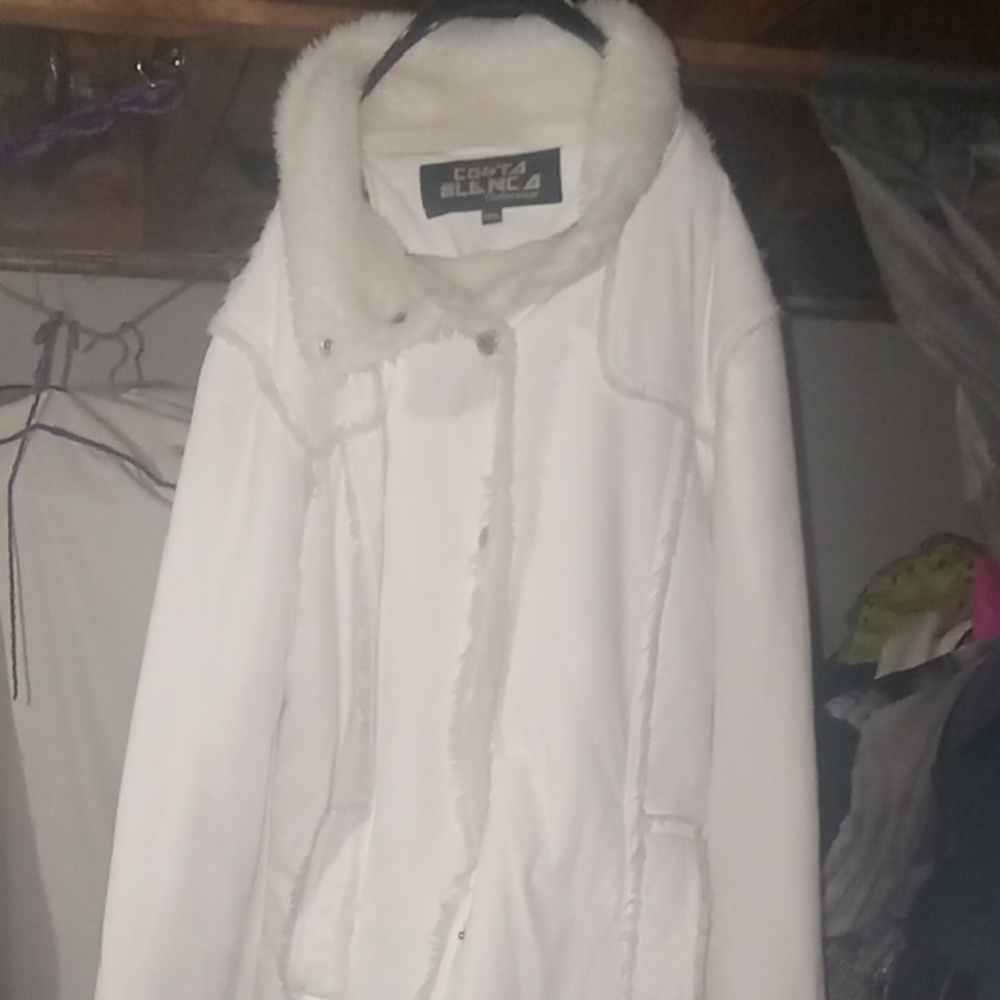 Elegant White Teddy Jacket